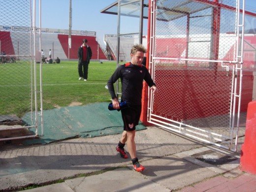 Ferro – Instituto: Asoman los pibes y Morales es titular