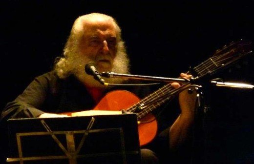 José Larralde colmó el Teatro San Martín