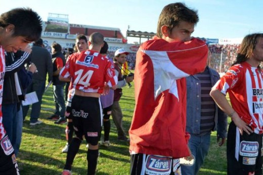 Instituto 0 – Ferro 3: lo aplastó un Ferrocarril