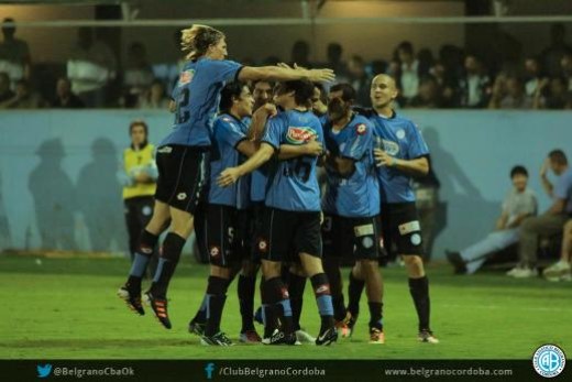 Belgrano jugó un gran partido y goleó a Quilmes 3 a 0