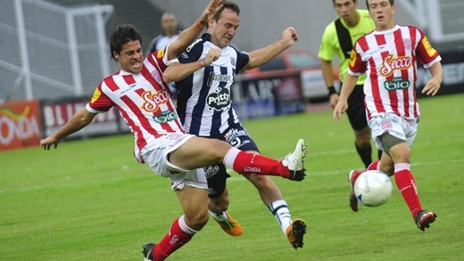 En el Kempes, Talleres igualó 1 a 1 con San Martín de Tucumán