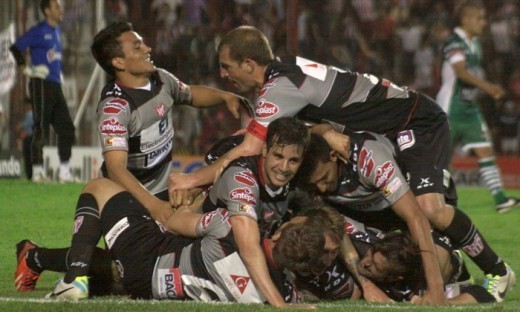 Instituto 2 – Sarmiento 1: por la camiseta