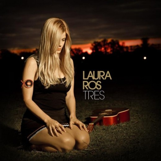Laura Ros presenta «Tres»