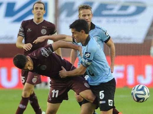 Lanús 1 – Belgrano 0: lo madrugaron al celeste