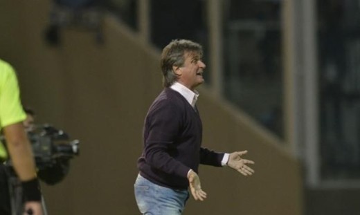 Jorge Ghiso dejó de ser el DT albiazul