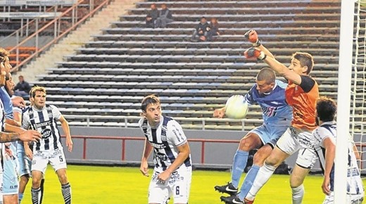 En Mar del Plata, Unión goleó a Talleres y es el único líder