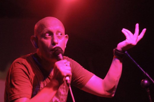Armando Flores celebra 20 años de música