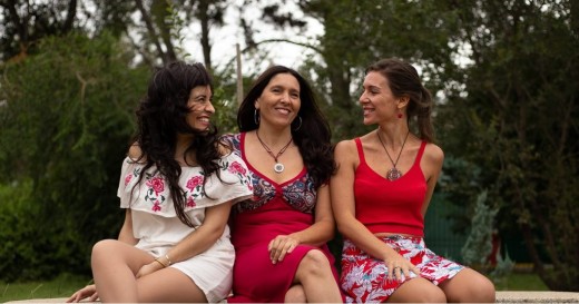 Mujeres Cantan Mujeres