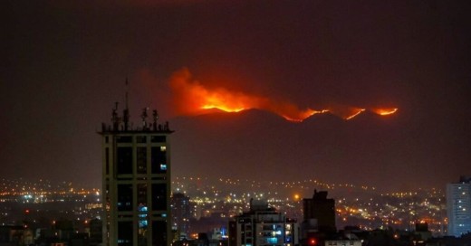 El horizonte arde